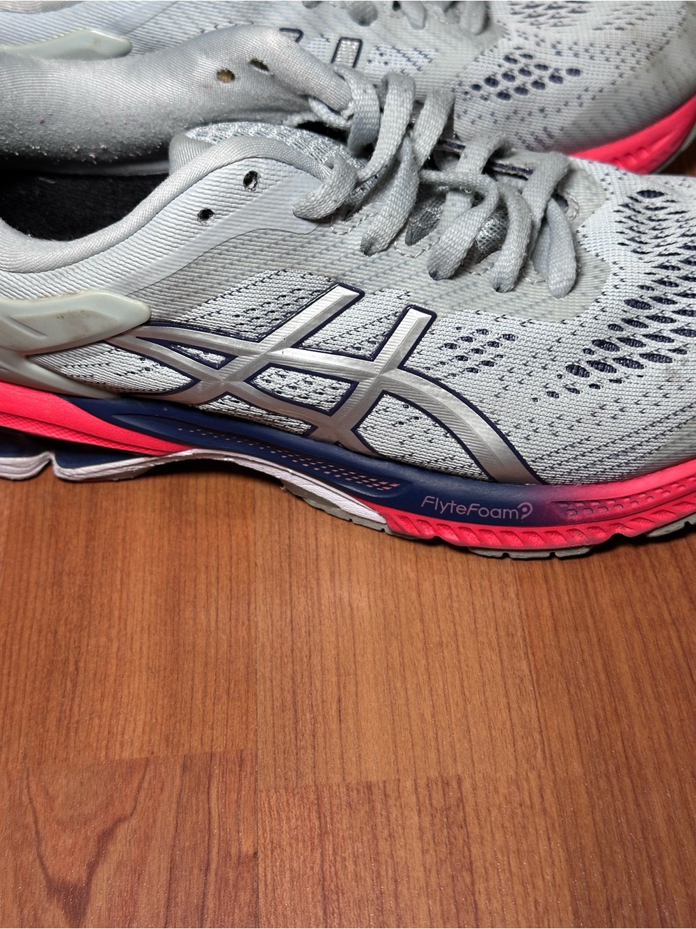 Asics Women's GEL-Kayano 26